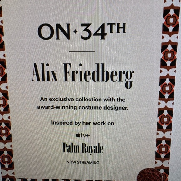 Chic Burgundy Crochet Clutch with Gold Handles - Picture 3 of 8